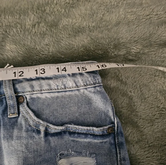 KanCan Light Blue Distressed Jean Shorts Size L - Picture 2 of 6
